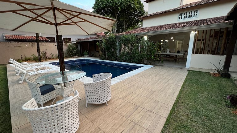 Casa ampla loboa centro