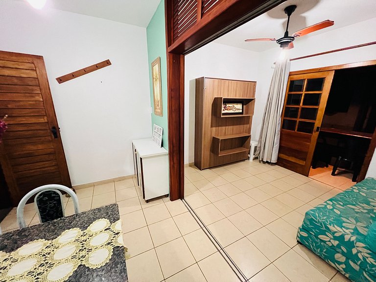 128 - quarto e sala a 100m da praia