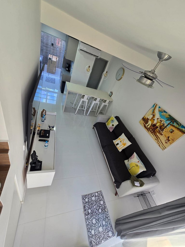 Excelente duplex 2/4 a 600m da Praia