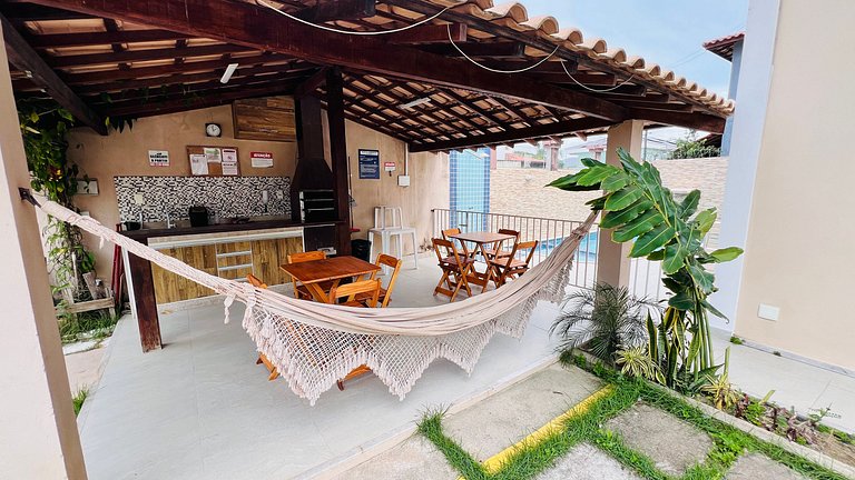 Apto térreo com ótima localização perto da praia