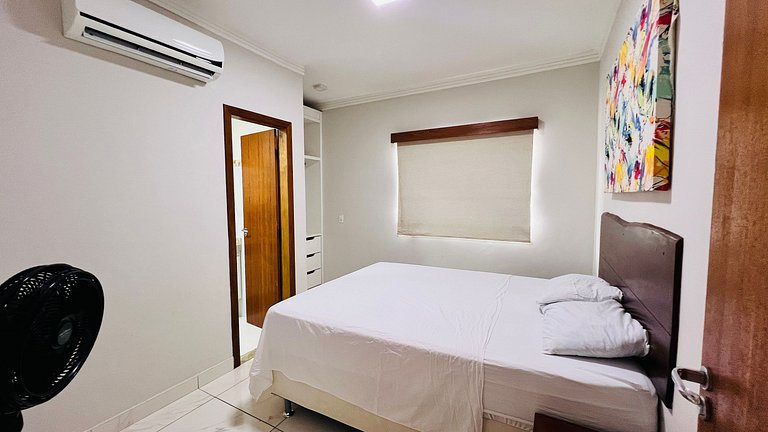 Apto térreo com ótima localização perto da praia