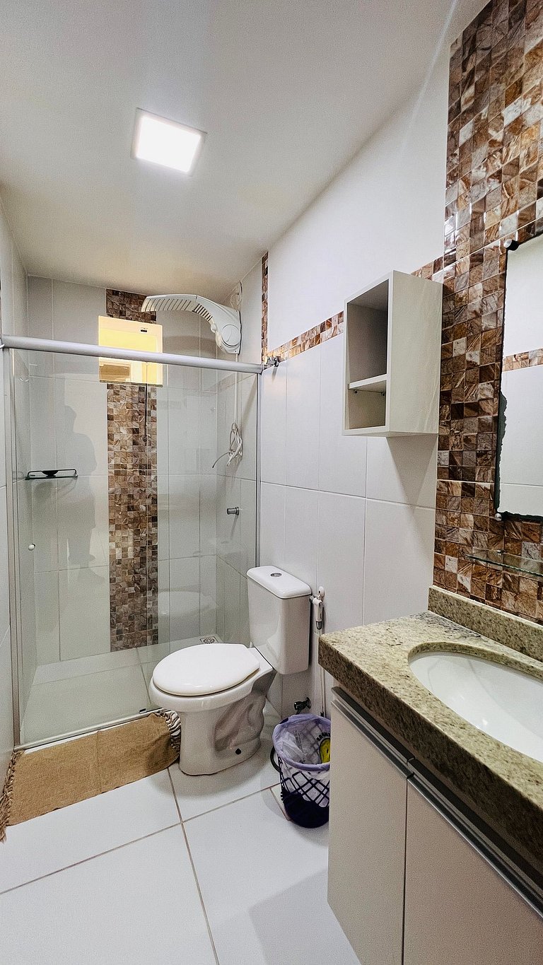 Apto térreo com ótima localização perto da praia