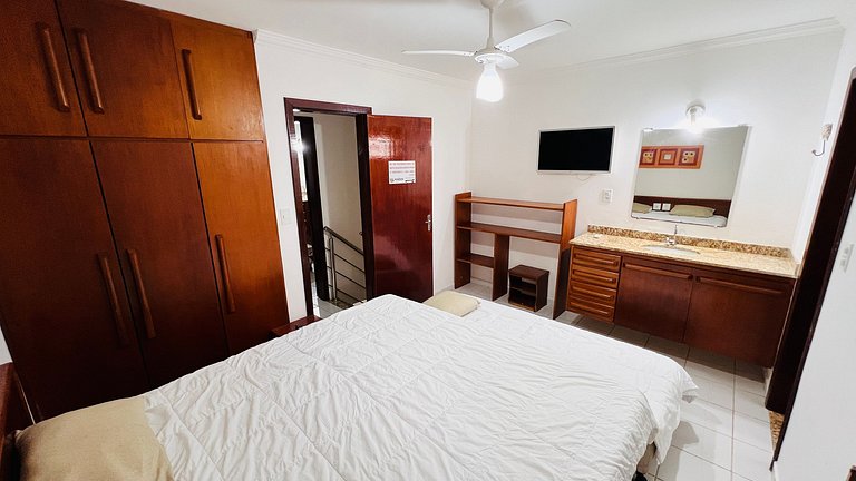 Duplex 3 suítes 300m praia churrasqueira privativa