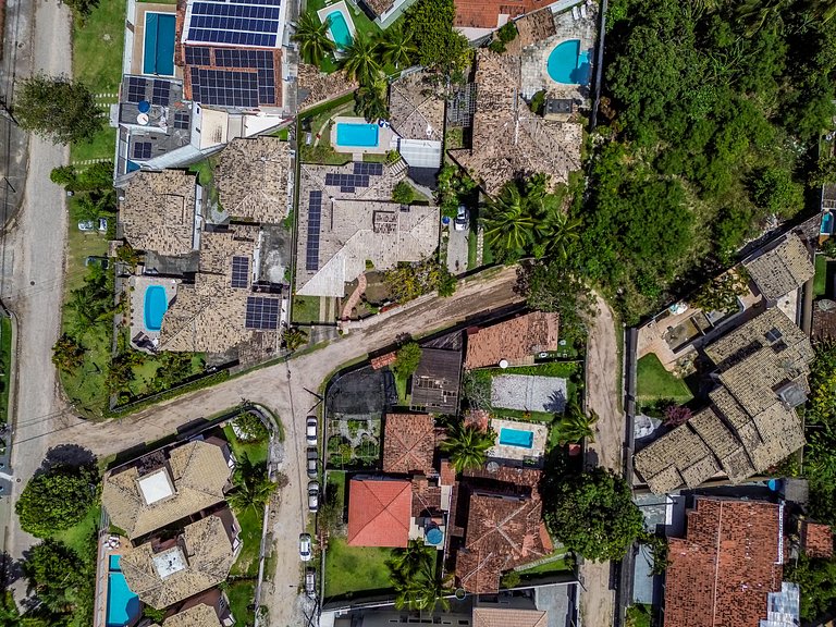 Casa individual apenas 100m da praia