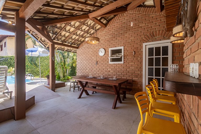 Casa individual apenas 100 m do mar