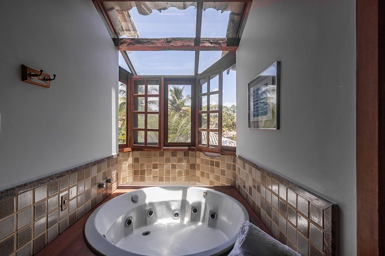 Casa individual apenas 100 m do mar