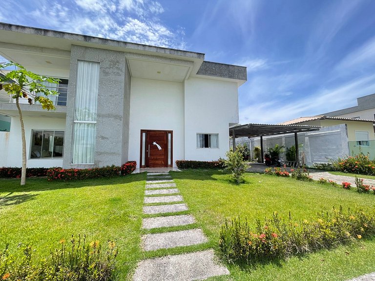 Casa individual no cond outeiro são francisco