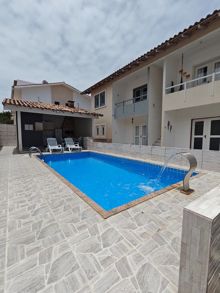 Apto florynea na orla e praias