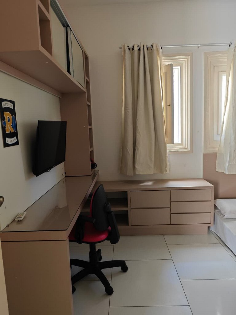 Apto florynea na orla e praias