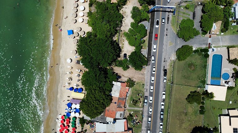 Cond. frente mar 50m da praia