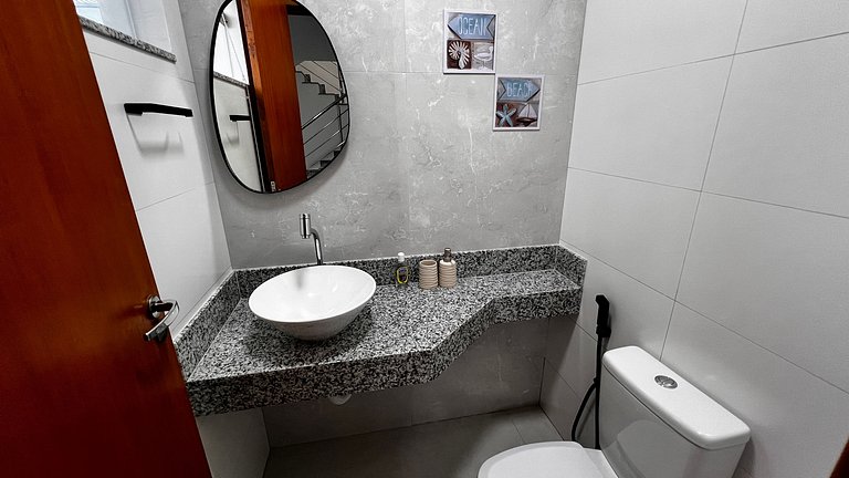 Conforto e Paz: Duplex 2 Suítes - Cond. Bromélias